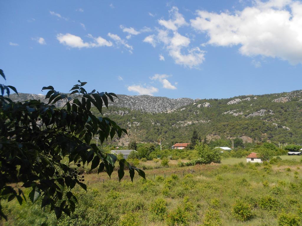 Fire Pansiyon Çıralı Eksteriør billede